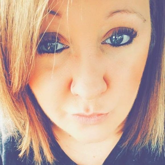 Meet your Posher, Cassidy - Picture 1 of 1